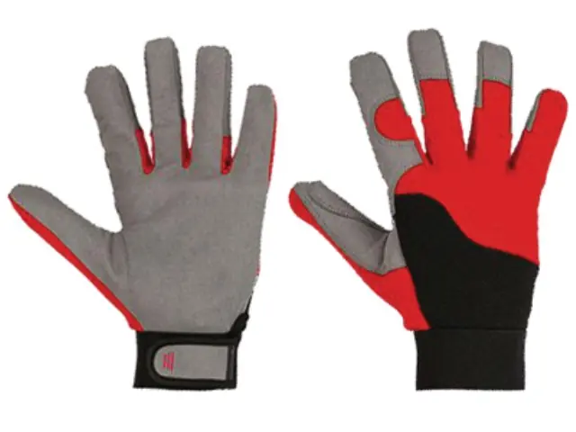 Aktuell Zelos Gr.7/S rot/schwarz