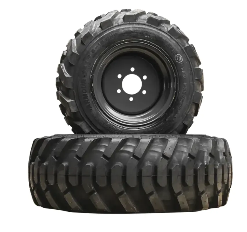 Tym Industriebereifung vorne: 23x8.50-12, hinten: 12-16.5 passend für Tym Allrad-Kompakttraktor T255 Begrenztes Angebot