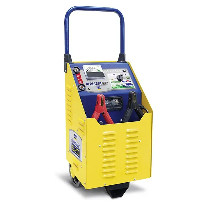 Saisonangebot Starthilfe- und Ladegerät "Neostart 620", 45 200 Ah